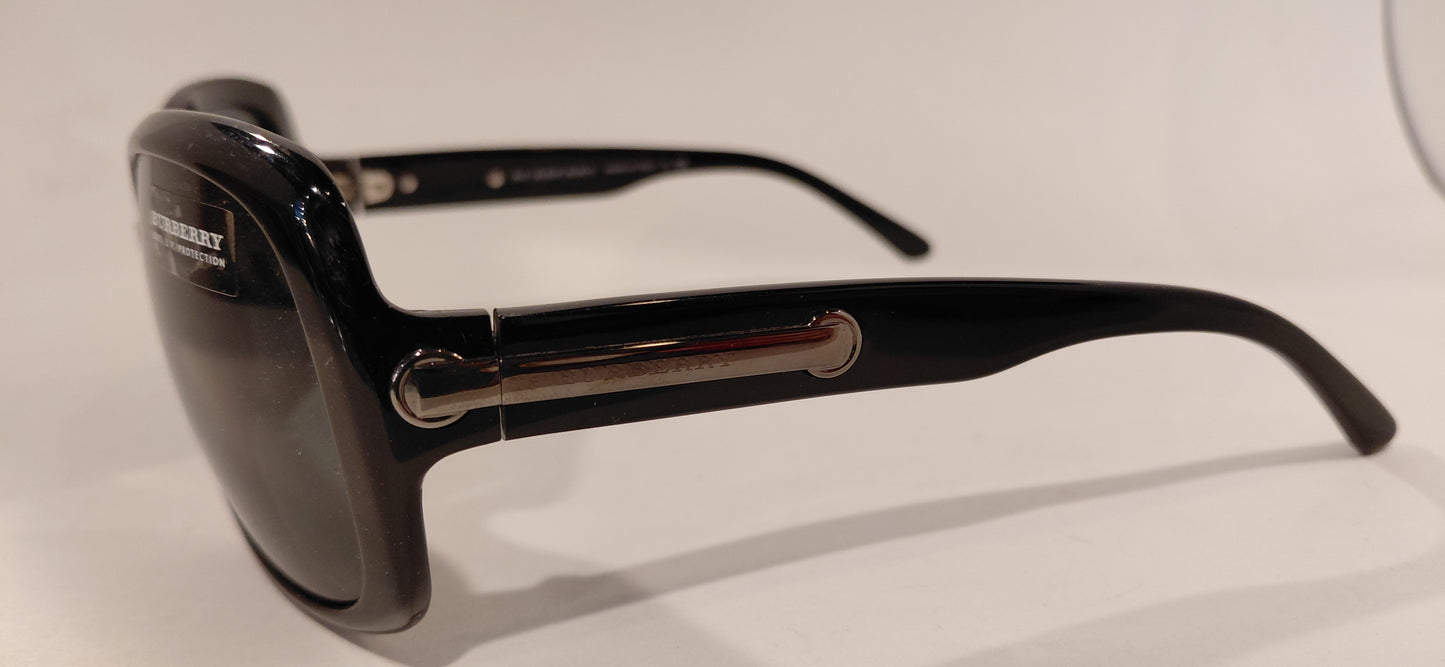 Burberry sunglasses