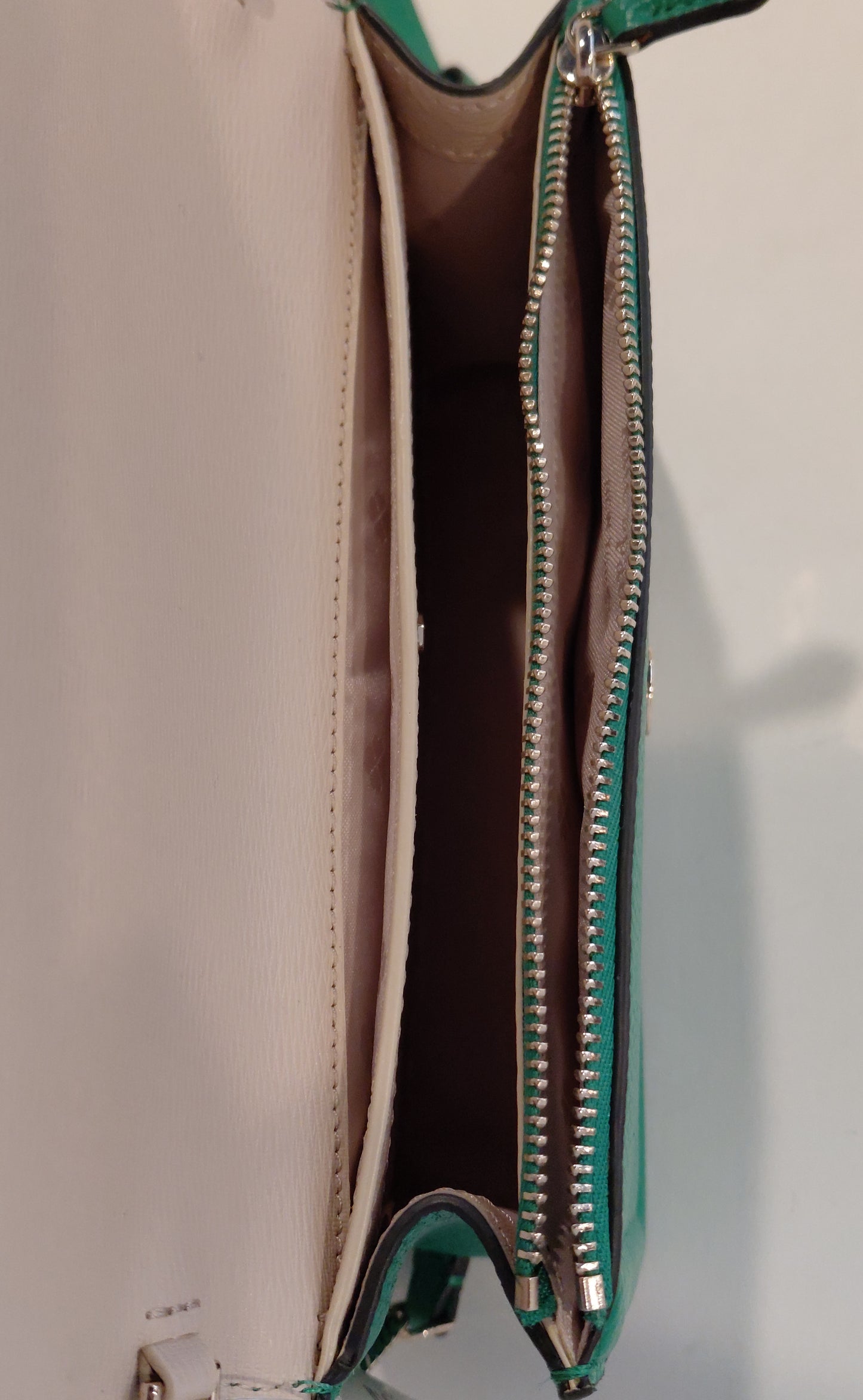 Kate spade knott flap crossbody bag