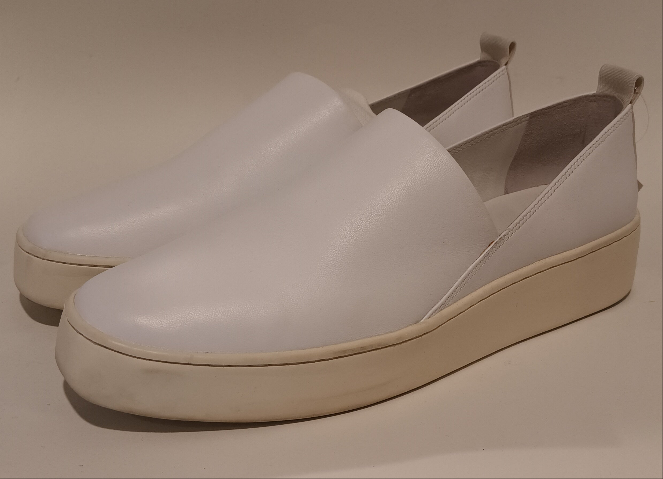 Vince slip ons