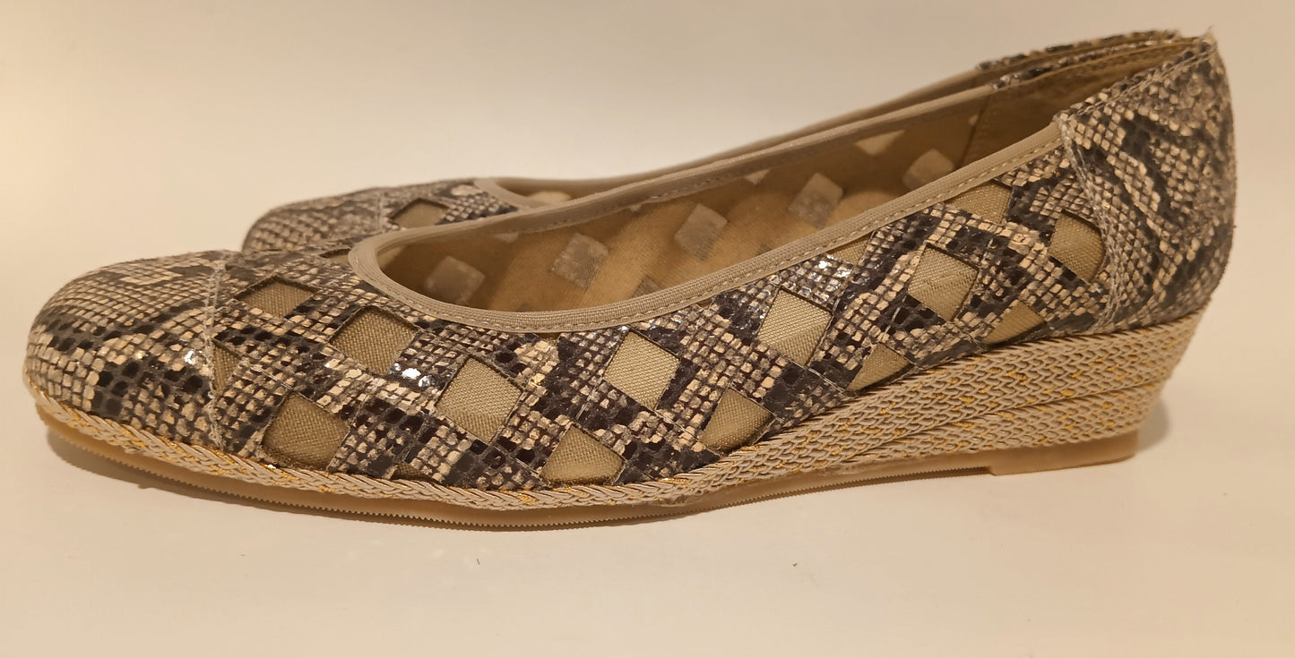 Sesto Mexico snake wedges