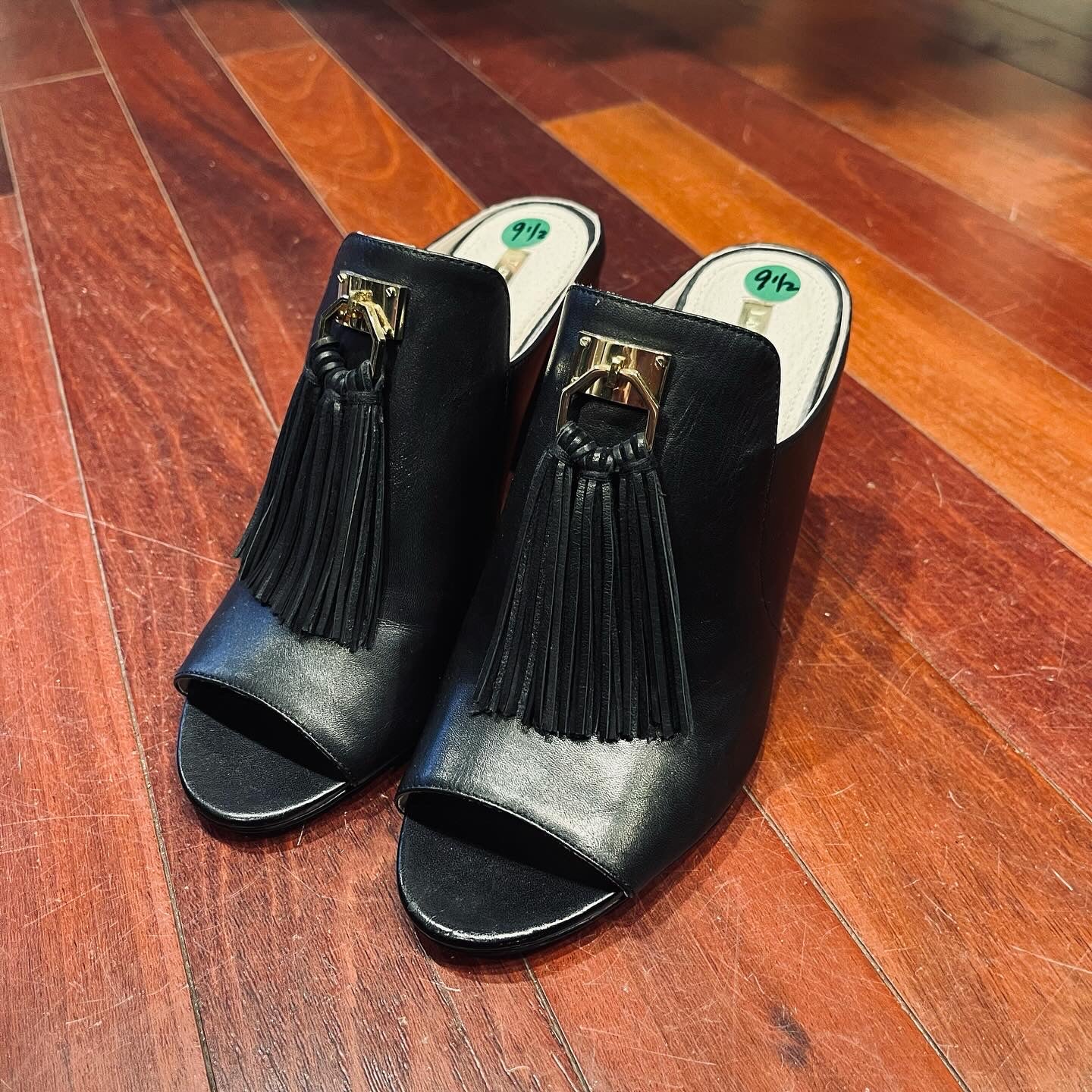 LOUISE ET CIE Black Leather Tassel Gold Hardware Slide On Heels Size 9.5