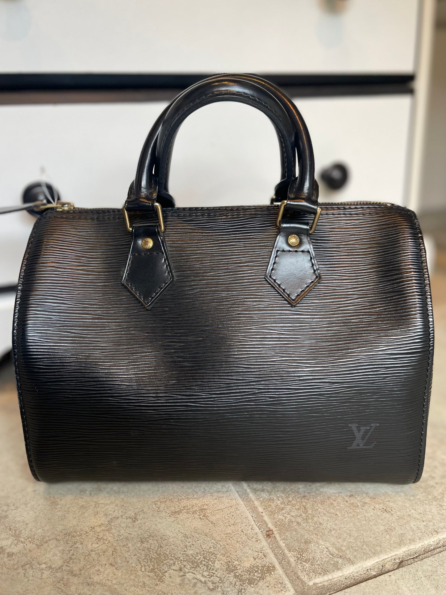 LOUIS VUITTON Black Epi Leather Speedy Handbag