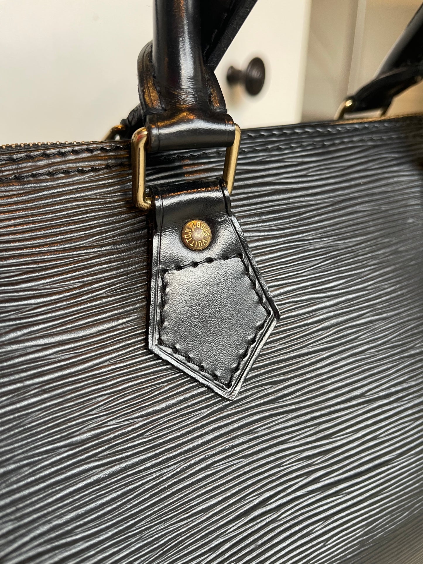 LOUIS VUITTON Black Epi Leather Speedy Handbag