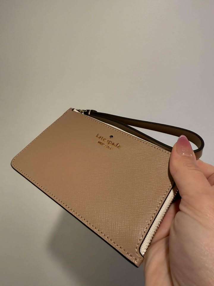 Kate Spade New York Lucy Bicolor Small L-Zip Wristlet - Toasted Hazelnut Multi