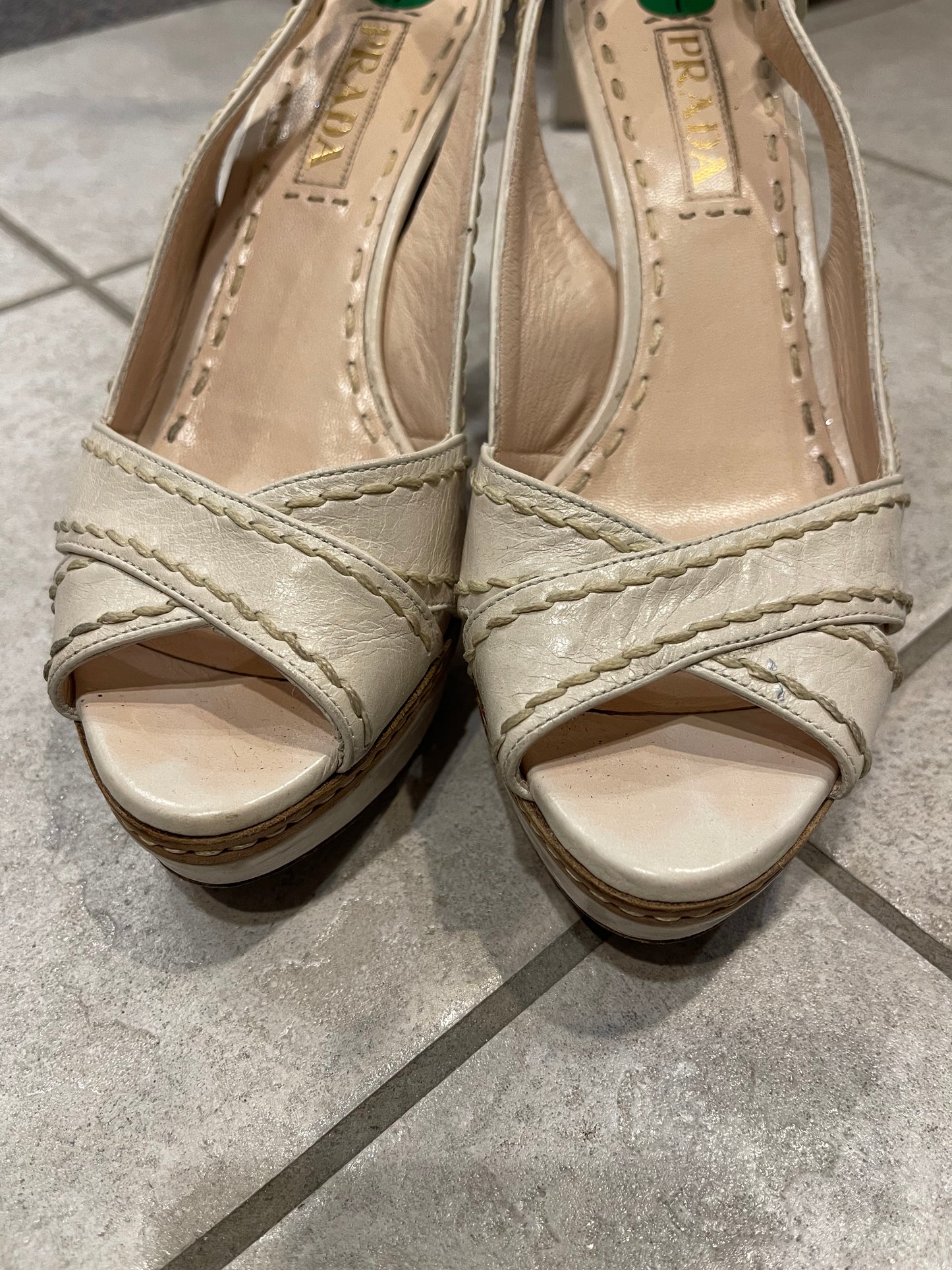 Designer Cream Leather Stitched High Heel Slingback Sandals Size 7